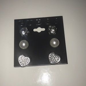 Guess earring set of 3